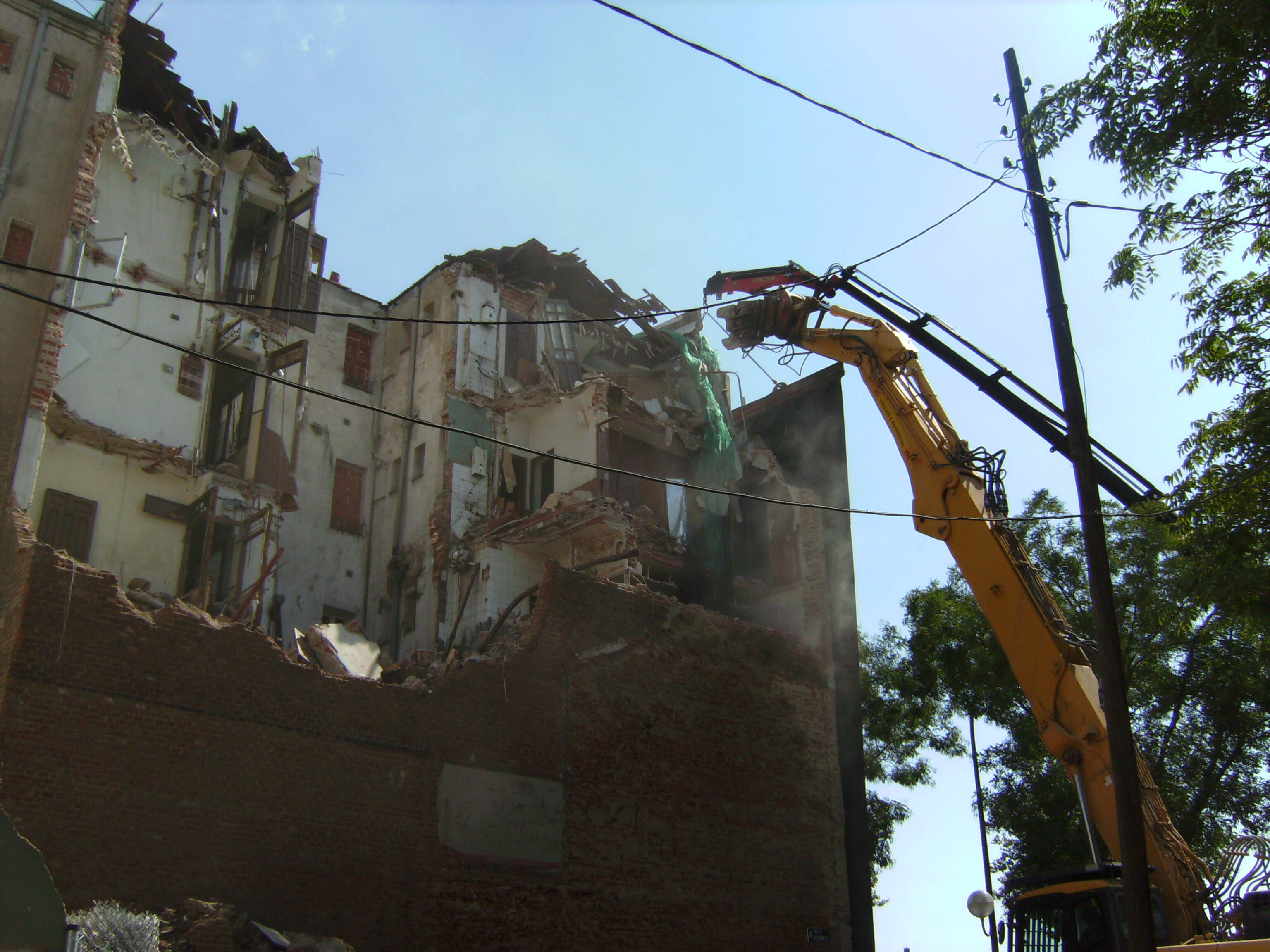 Demolición de edificio COARSA