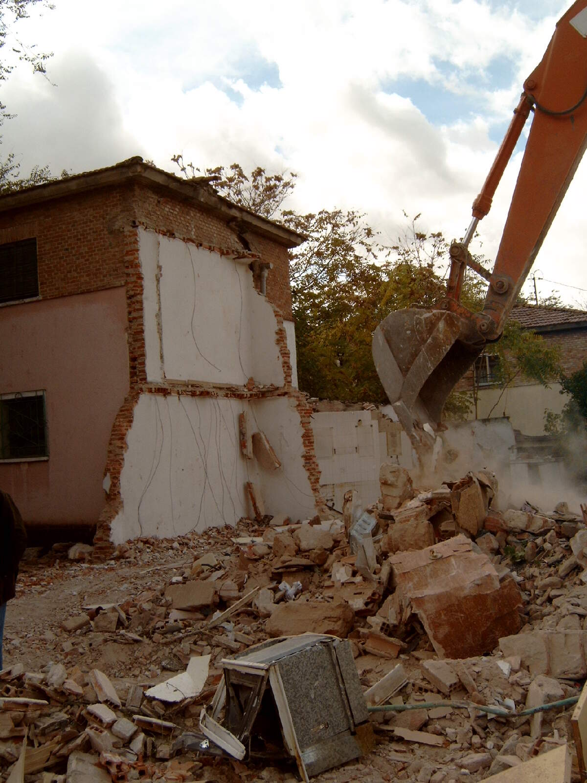 Derribo y rehabilitación COARSA